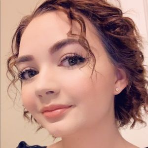 Meet your Posher, Sabrina